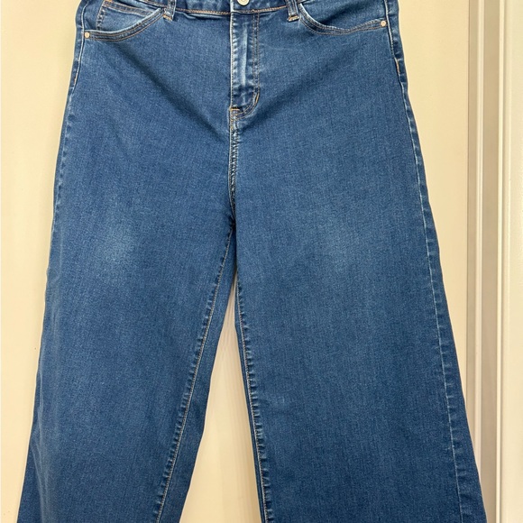 I & M Jeans Ariana Gaucho Pants Size Large - Picture 2 of 5